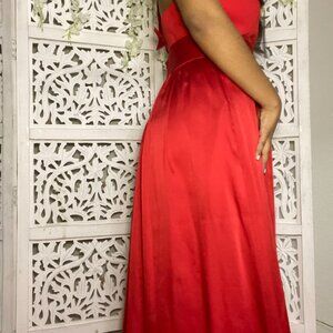 Vintage Vera Wang red dress size 10 fits like a Medium